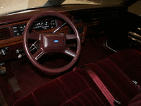 Image 3 of 7 of a 1988 FORD LTD CROWN VICTORIA LX