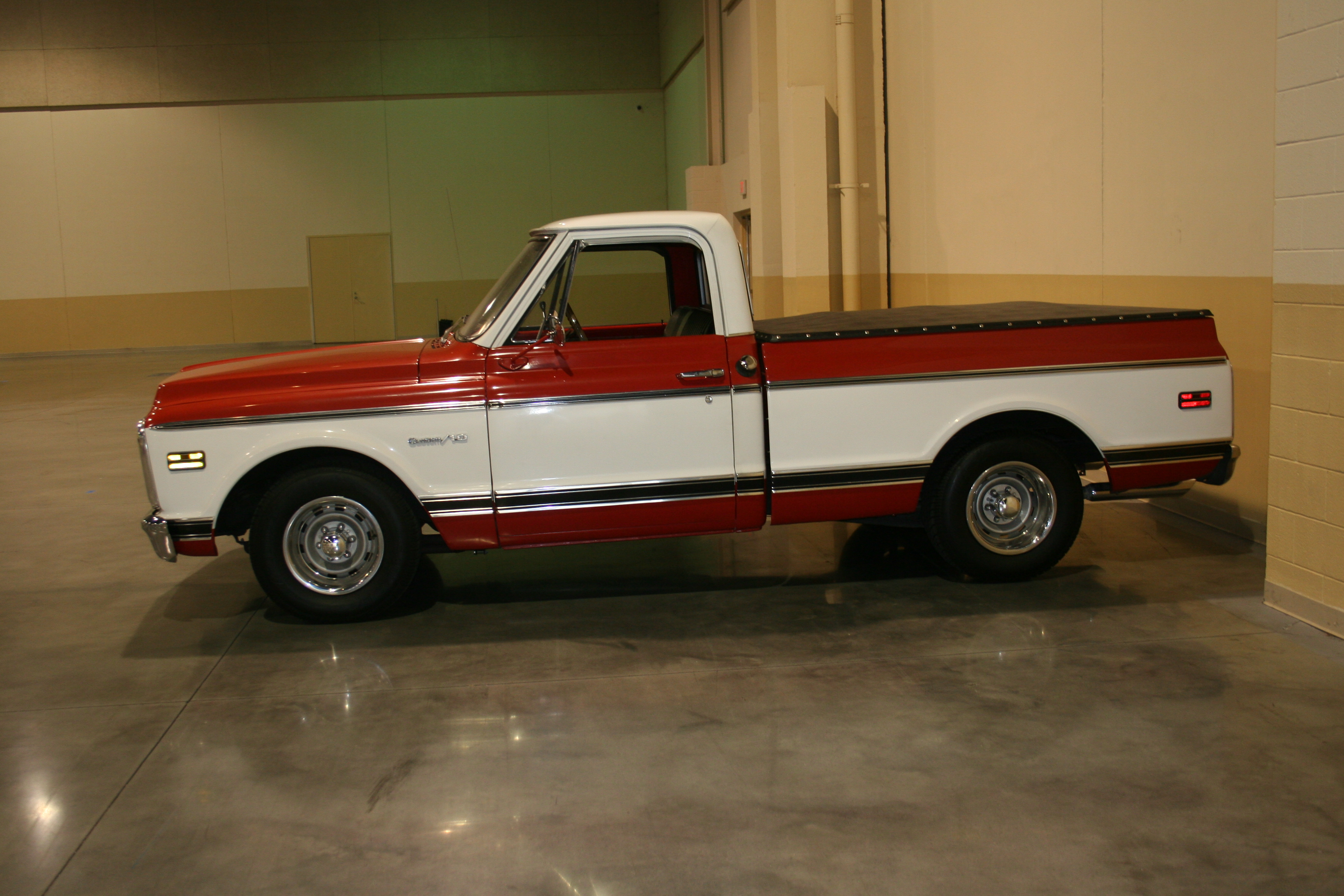 4th Image of a 1969 CHEVROLET PICKUP