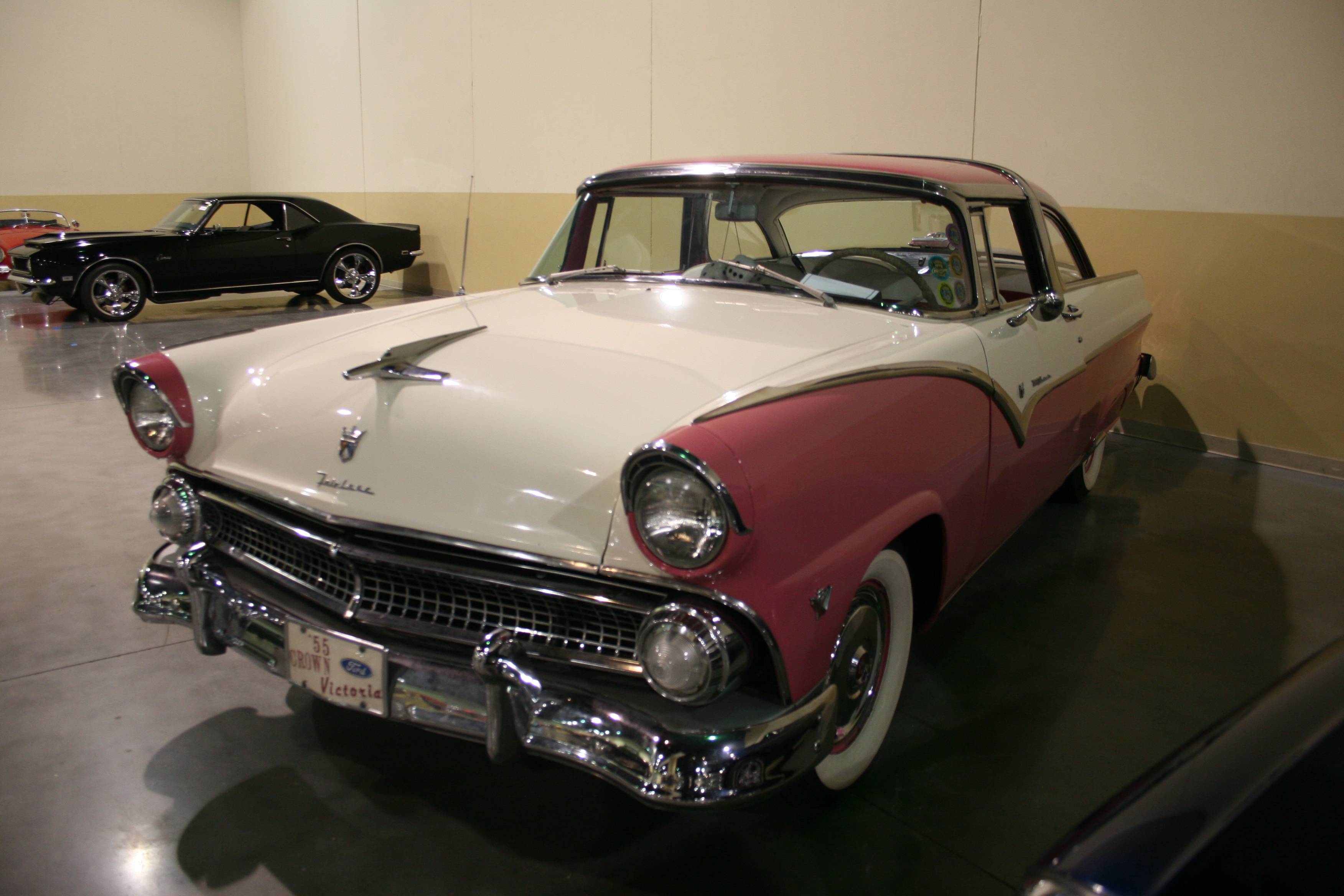 1st Image of a 1955 FORD FAIRLANE