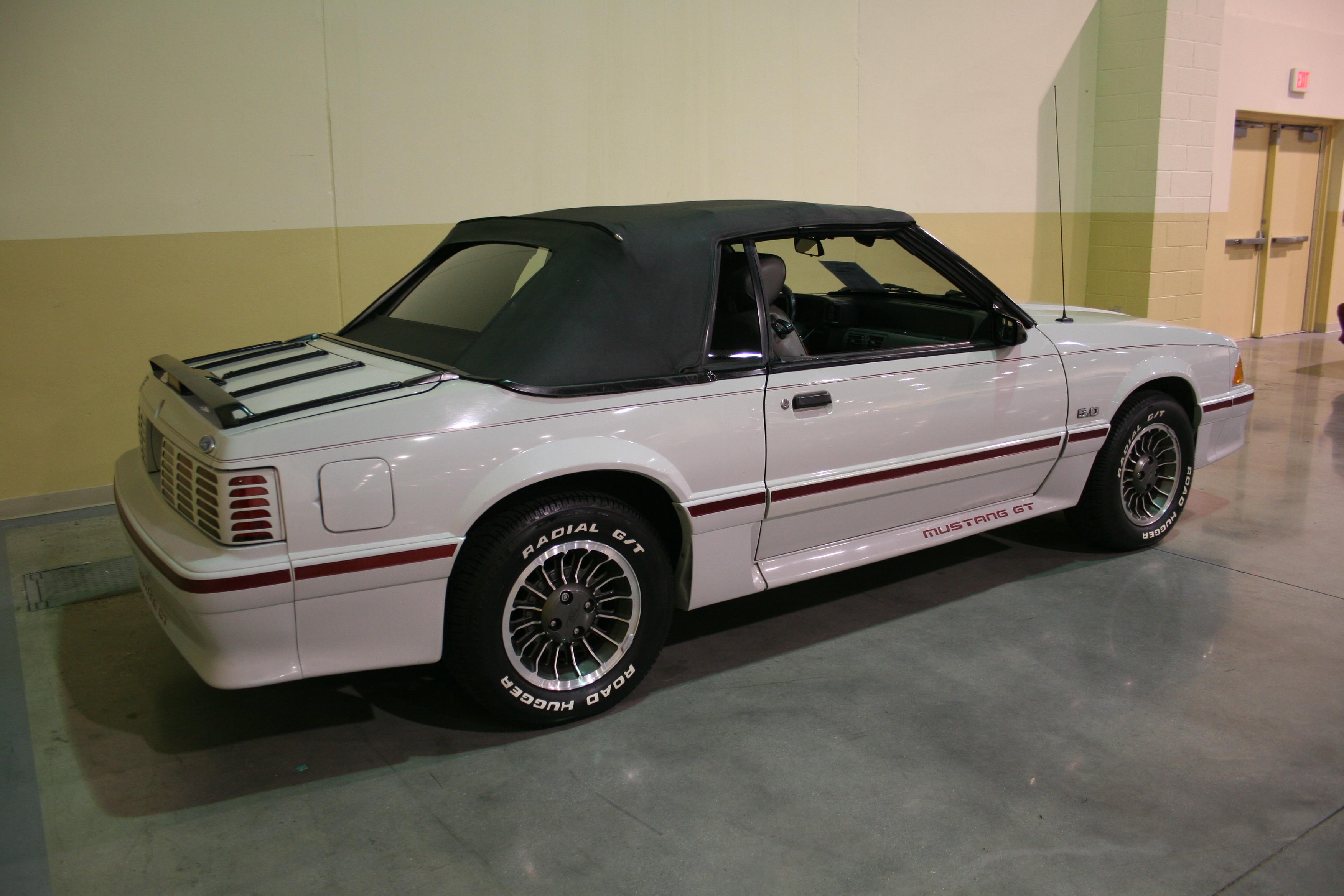 4th Image of a 1987 FORD MUSTANG GT