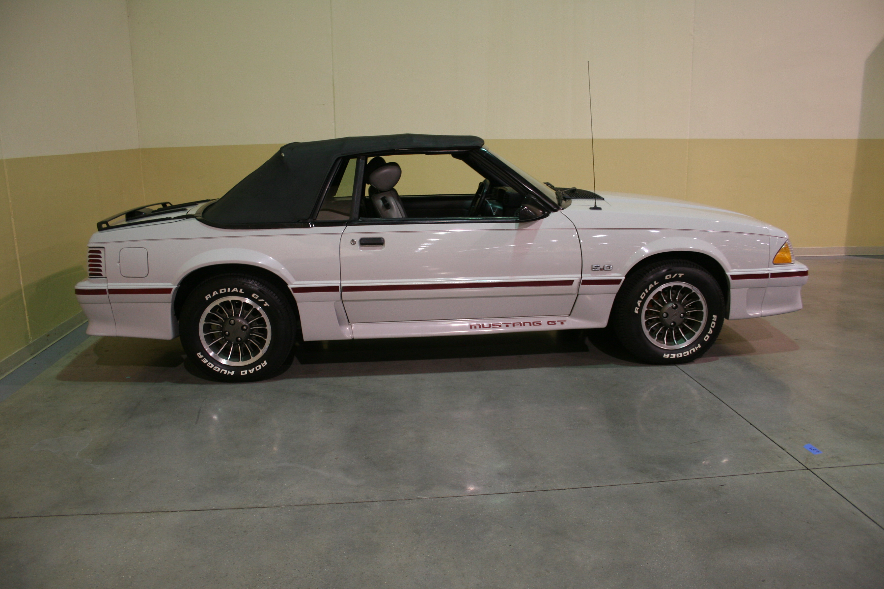 5th Image of a 1987 FORD MUSTANG GT