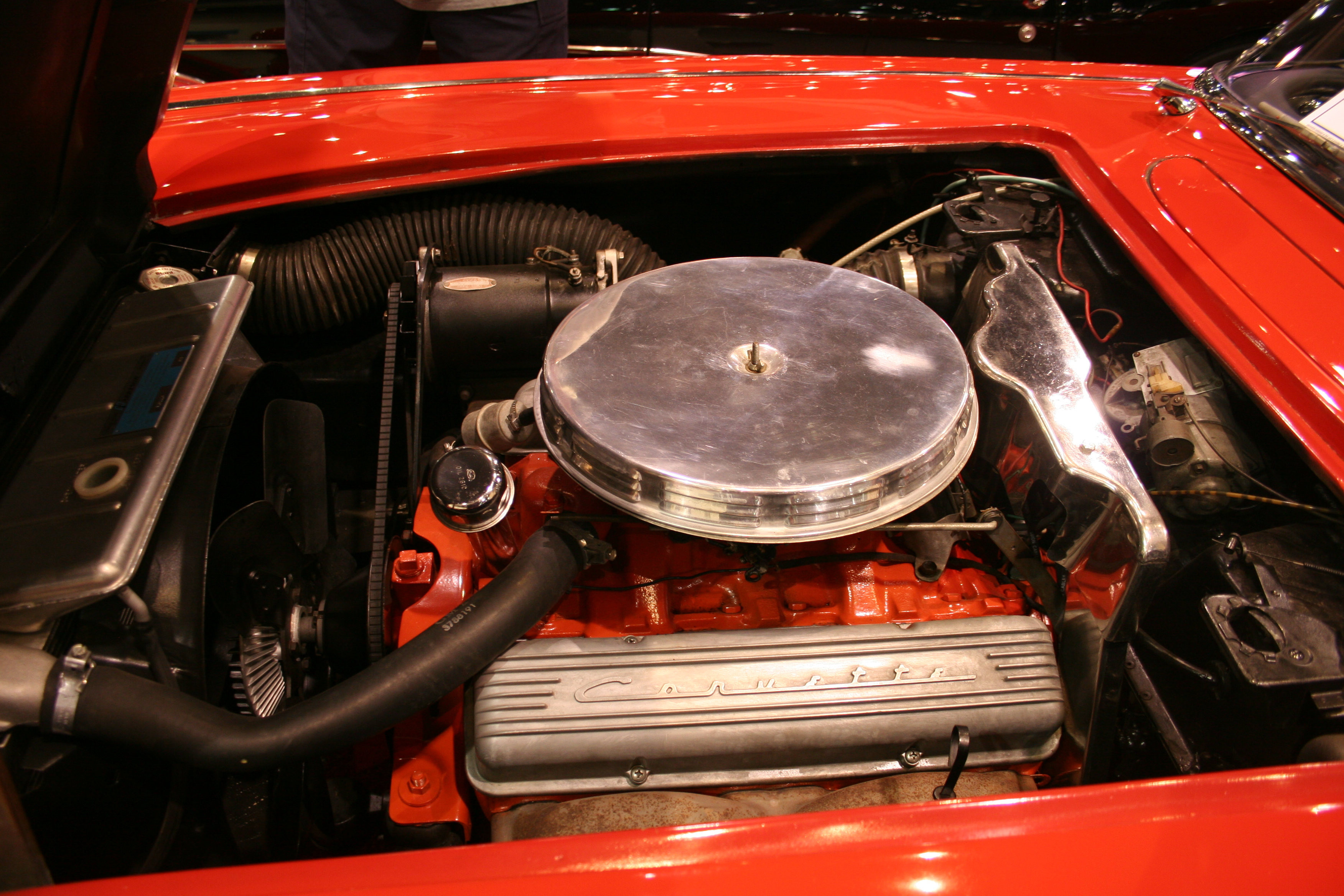 2nd Image of a 1961 CHEVROLET CORVETTE