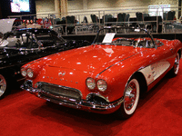 Image 2 of 8 of a 1961 CHEVROLET CORVETTE