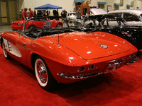 Image 7 of 8 of a 1961 CHEVROLET CORVETTE