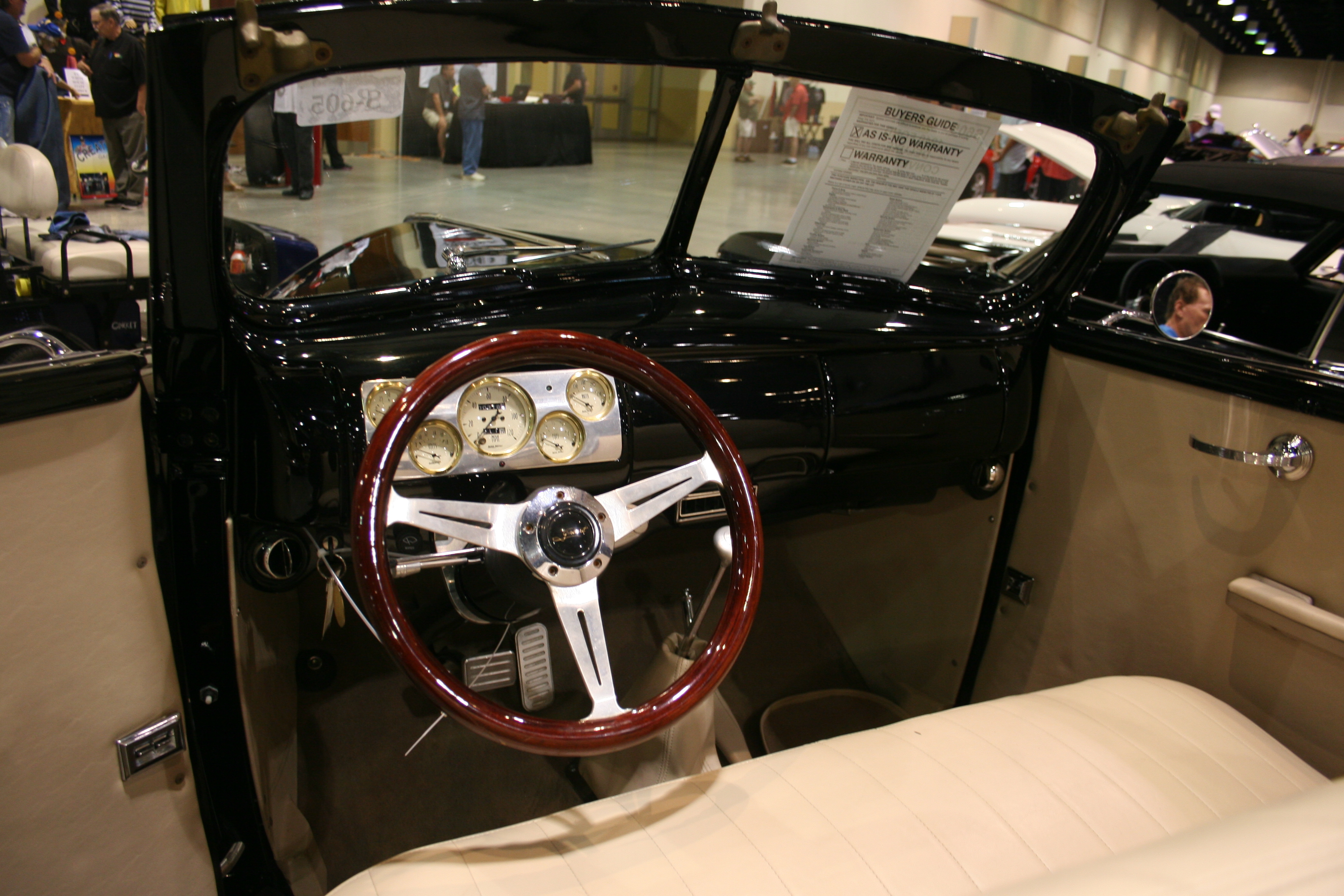 3rd Image of a 1940 FORD DELUXE