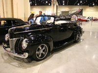 Image 2 of 6 of a 1940 FORD DELUXE