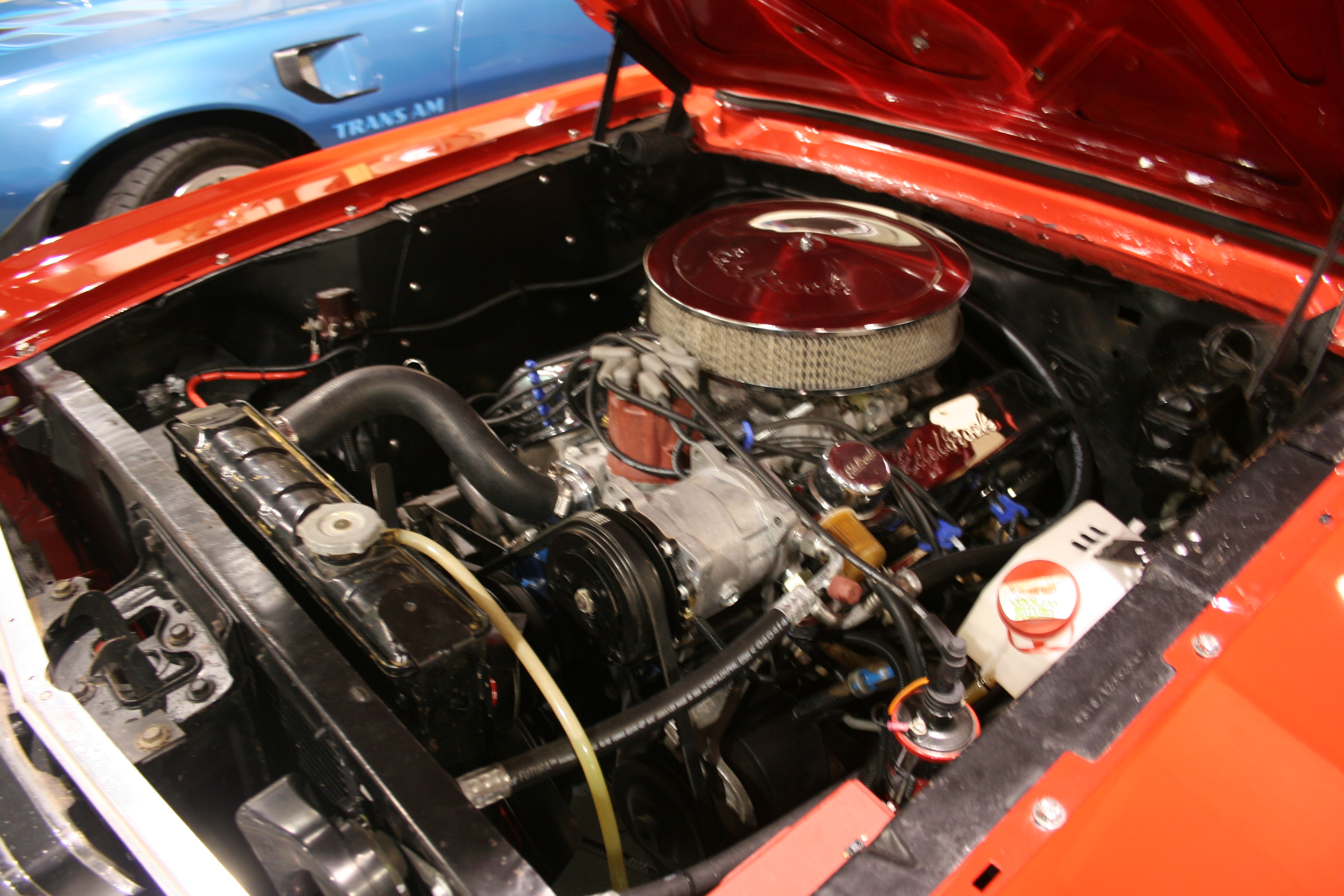 2nd Image of a 1966 FORD MUSTANG