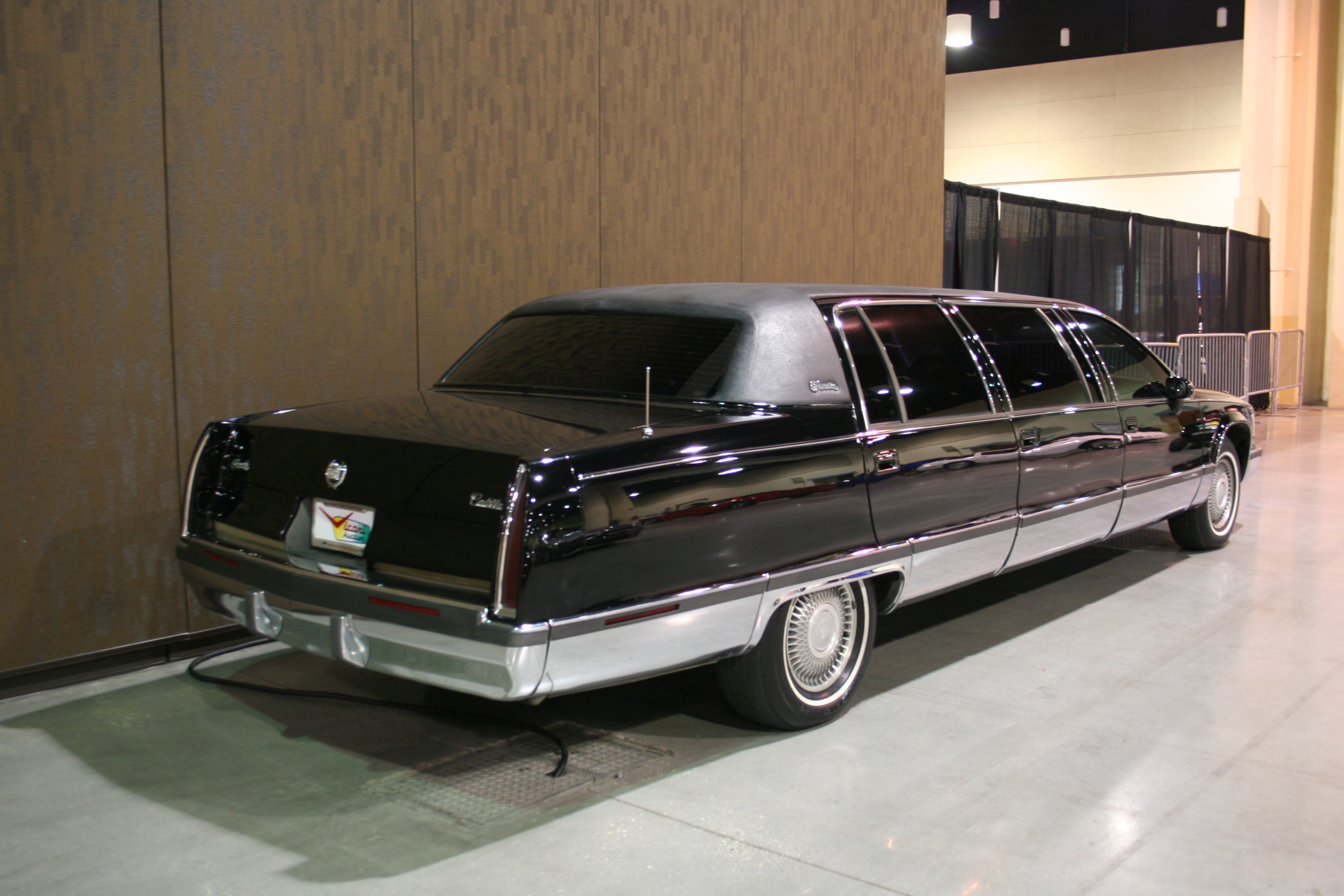 8th Image of a 1994 CADILLAC FLEETWOOD