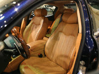 Image 4 of 6 of a 2011 MASERATI QUATTROPORTE 11 AUTO