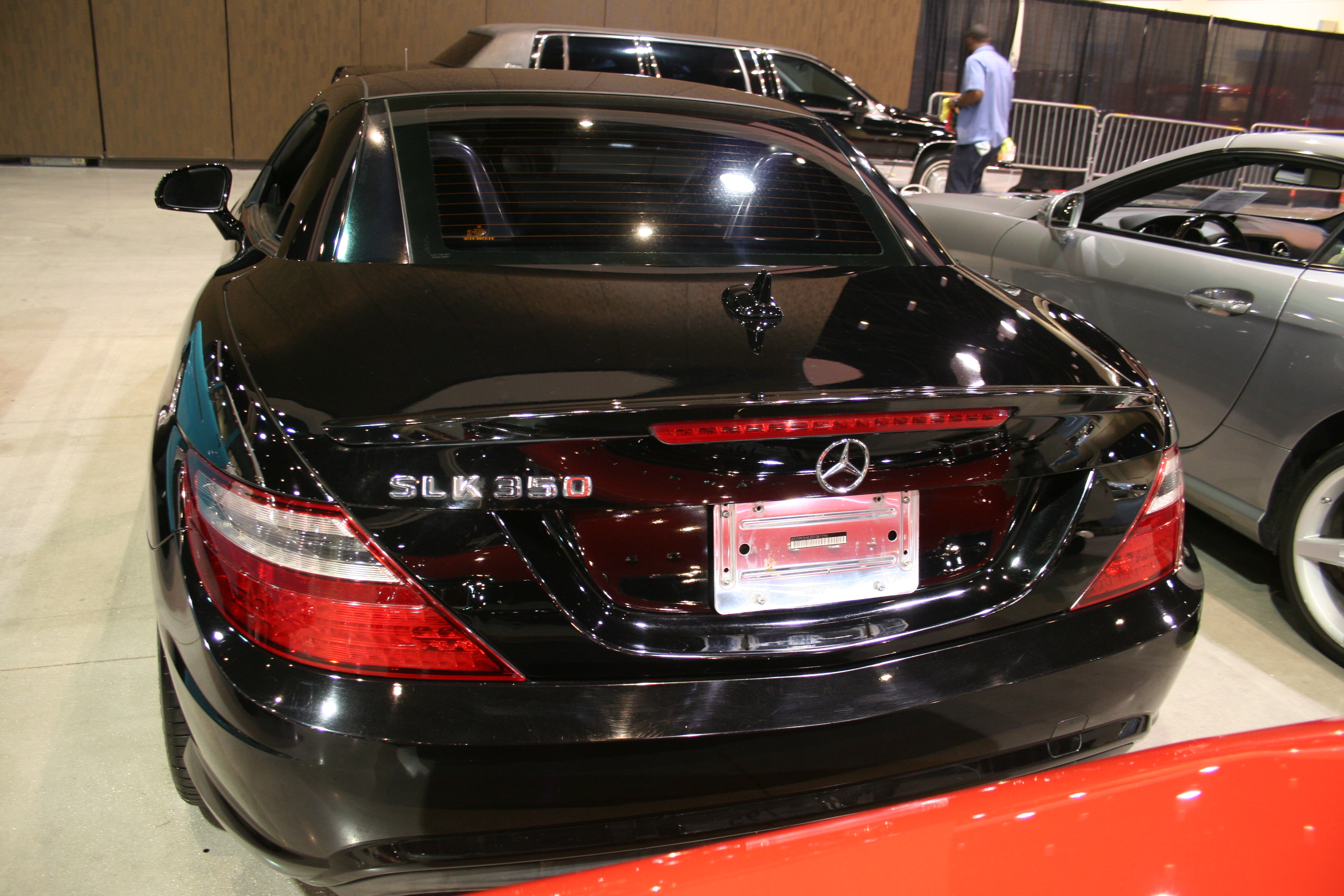 5th Image of a 2014 MERCEDES-BENZ SLK-CLASS SLK350