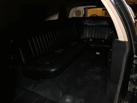 Image 5 of 10 of a 1998 LINCOLN TOWN CAR EXECUTIVE