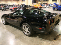 Image 5 of 6 of a 1991 CHEVROLET CORVETTE ZR1