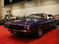 Image 2 of 7 of a 1970 DODGE RT