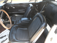 Image 4 of 6 of a 1966 FORD MUSTANG