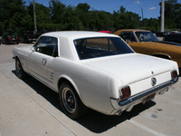 Image 5 of 6 of a 1966 FORD MUSTANG