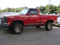 Image 2 of 6 of a 1986 GMC K1500