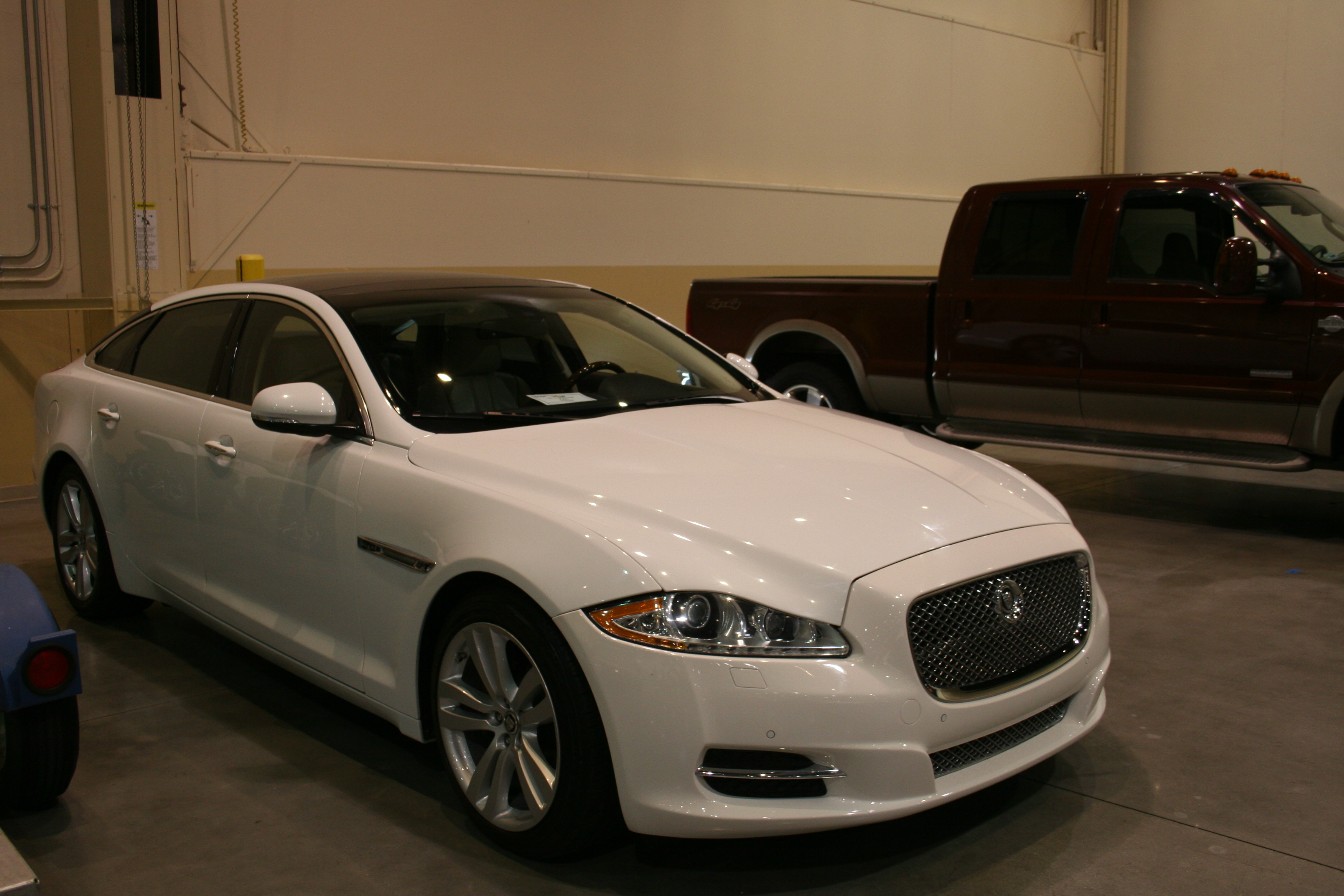 1st Image of a 2011 JAGUAR XJ8L