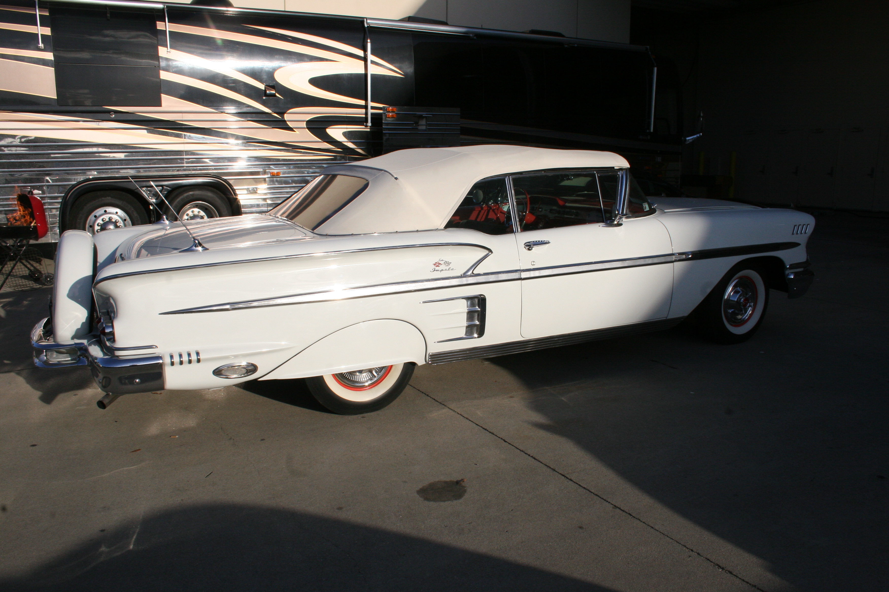 5th Image of a 1958 CHEVROLET IMPALA