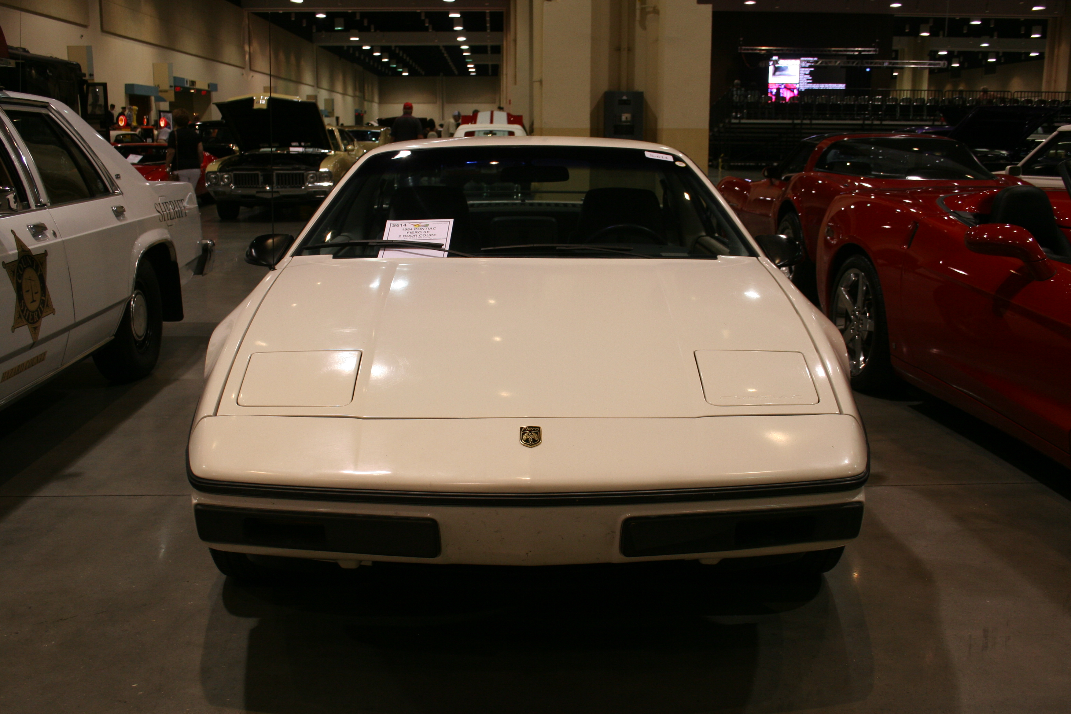 0th Image of a 1984 PONTIAC FIERO SE