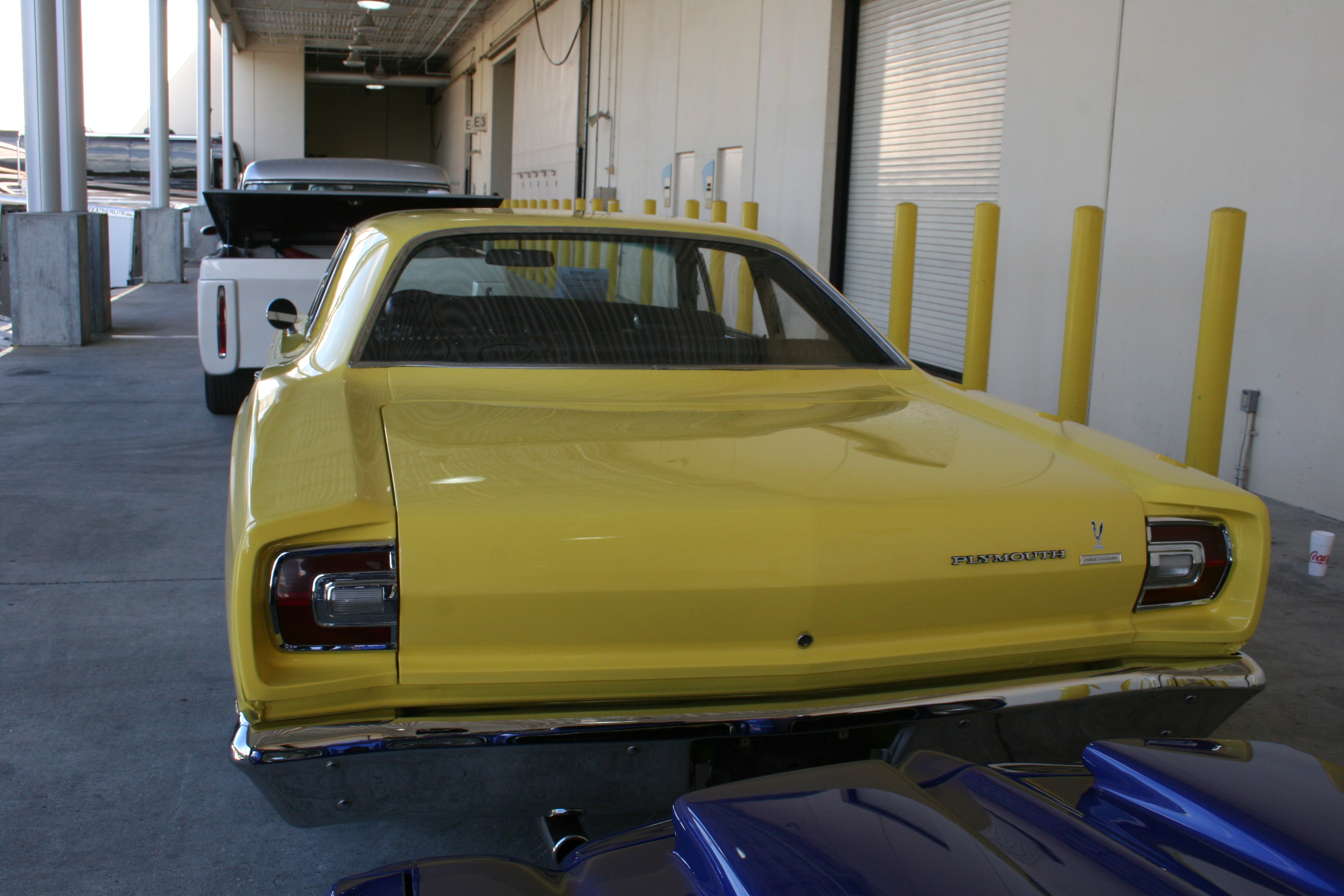 4th Image of a 1968 PLYMOUTH ROADRUNNER