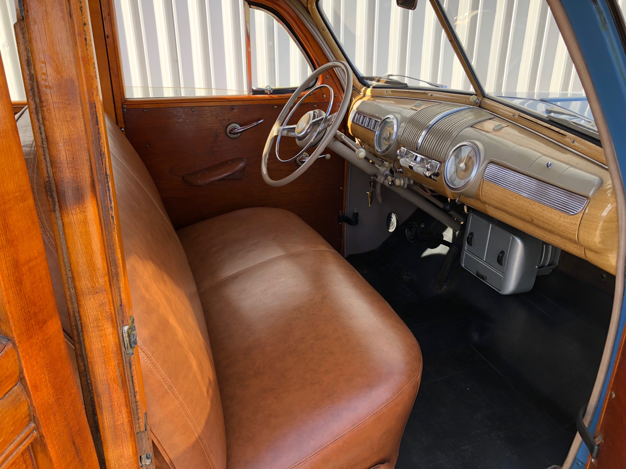 5th Image of a 1947 FORD SUPER DELUXE WOODY