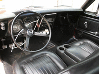 Image 5 of 8 of a 1967 CHEVROLET CAMARO RS