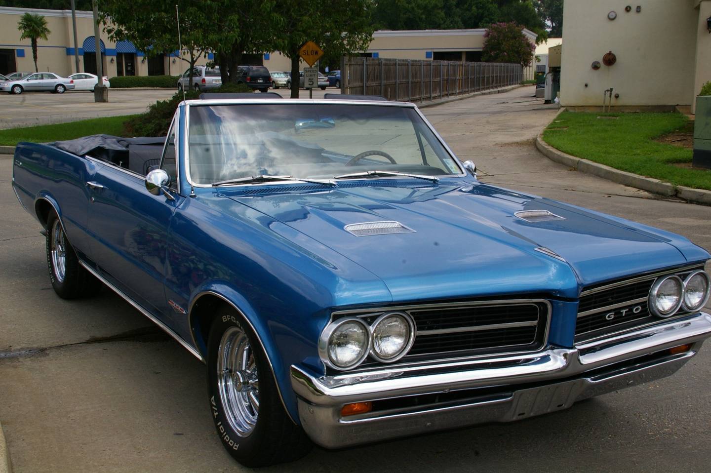 1st Image of a 1964 PONTIAC LEMANS GTO