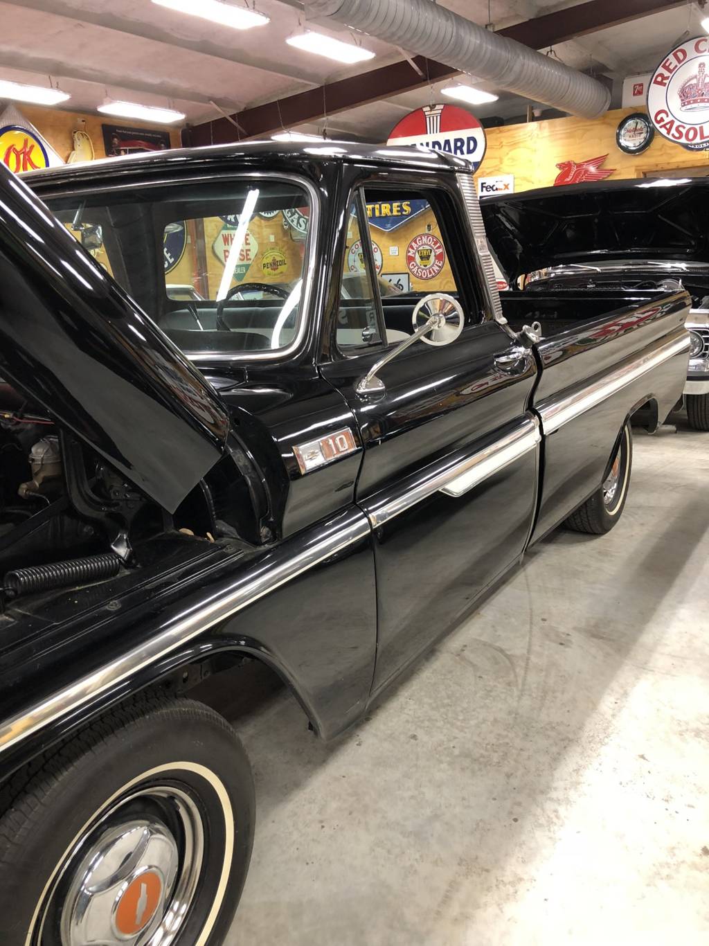 2nd Image of a 1965 CHEVROLET C10