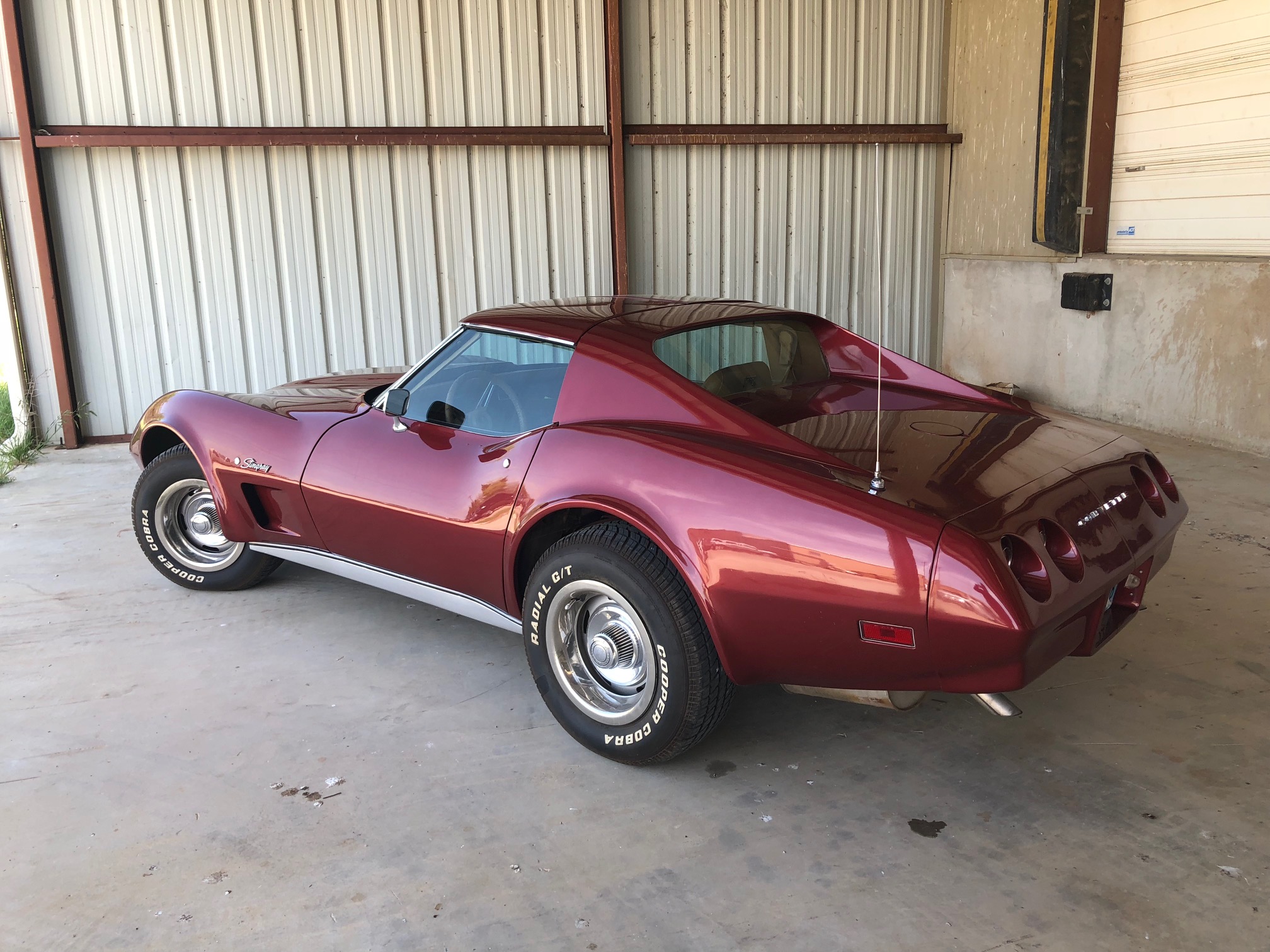 2nd Image of a 1974 CHEVROLET CORVETTE STINGRAY