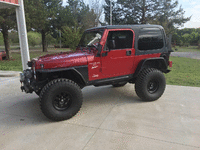 Image 11 of 12 of a 1998 JEEP WRANGLER SPORT