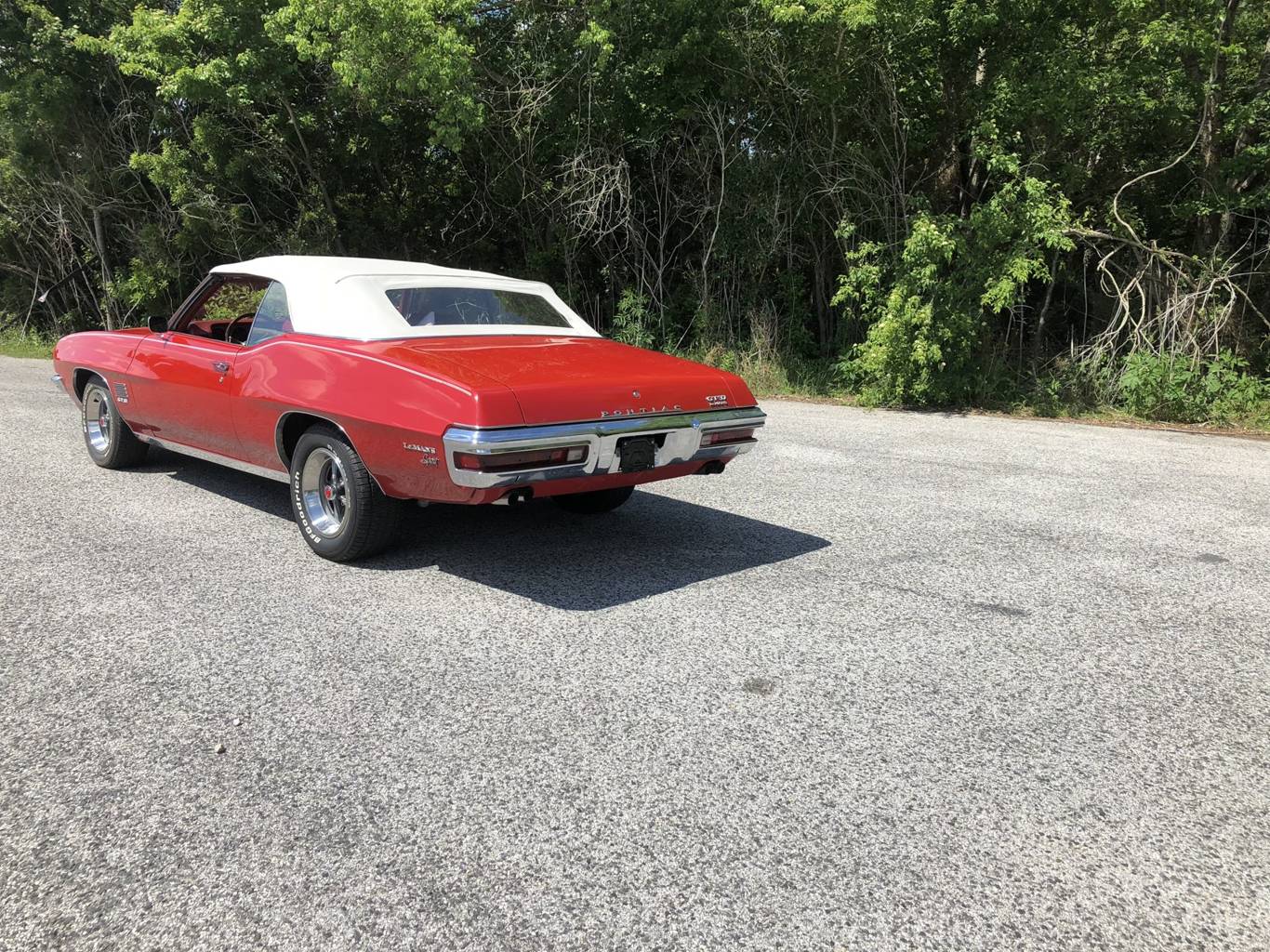 3rd Image of a 1970 PONTIAC LEMANS