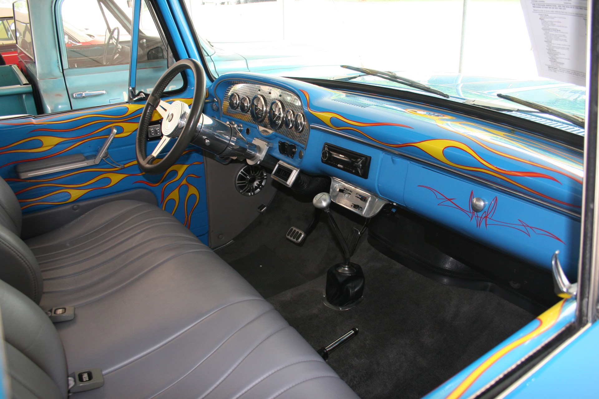 4th Image of a 1966 FORD CUSTOM