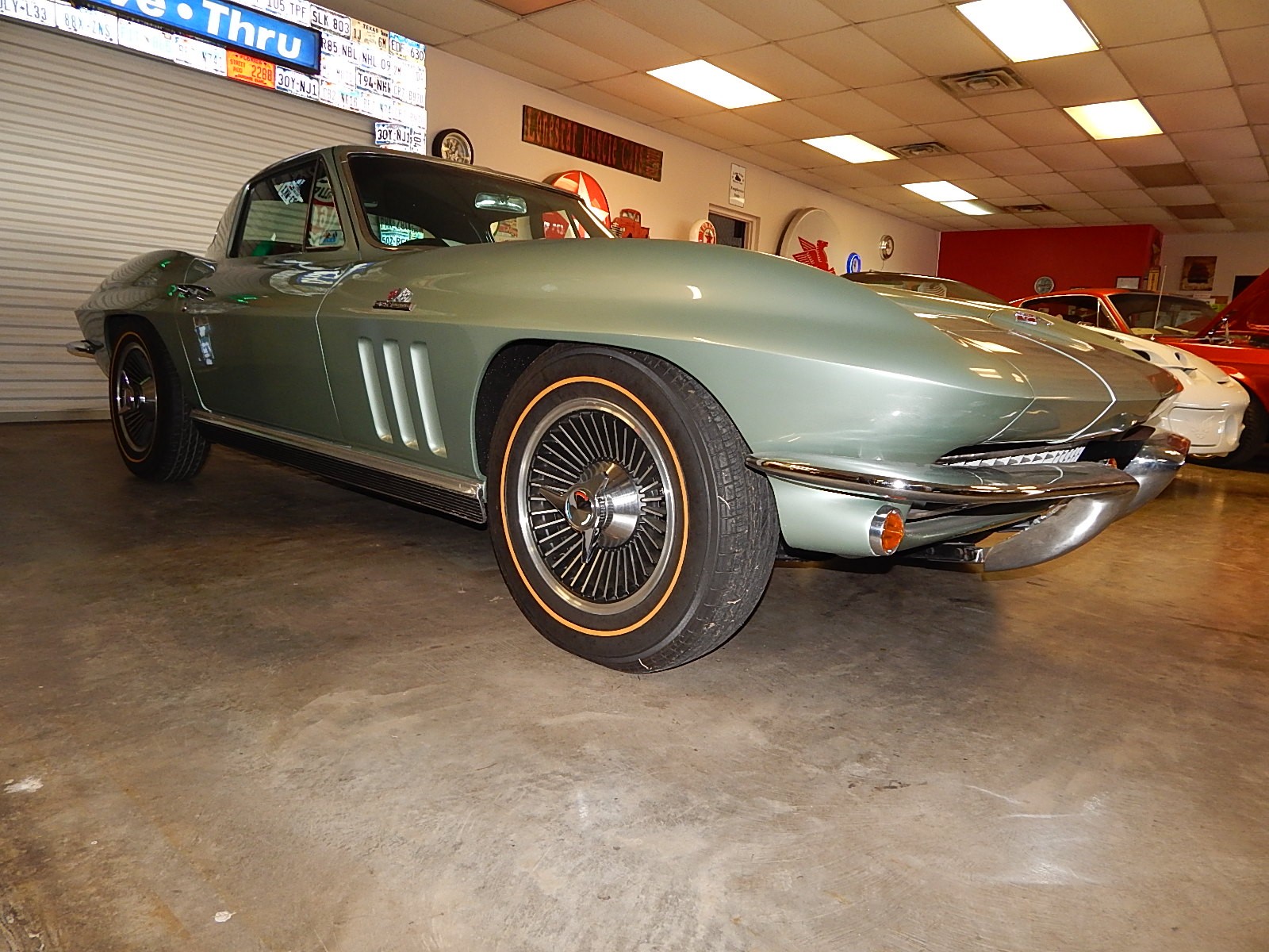 5th Image of a 1966 CHEVROLET CORVETTE STINGRAY