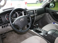 Image 6 of 10 of a 2008 TOYOTA 4RUNNER SR5