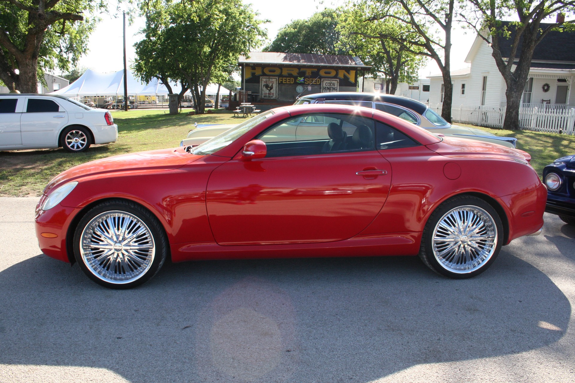 2nd Image of a 2002 LEXUS SC 430