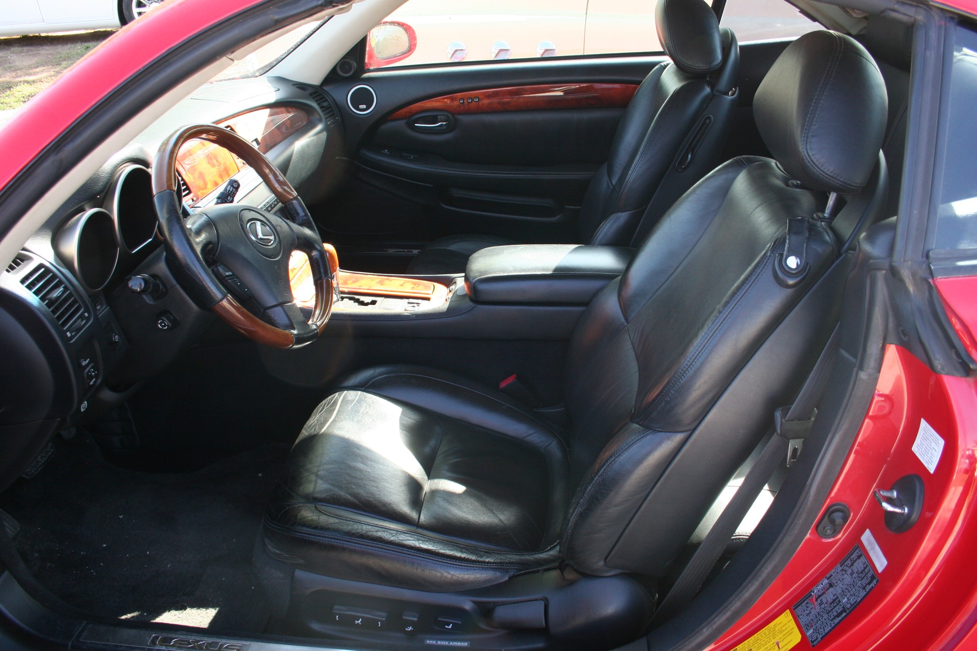 6th Image of a 2002 LEXUS SC 430