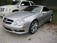 Image 2 of 8 of a 2005 MERCEDES-BENZ SL-CLASS SL500