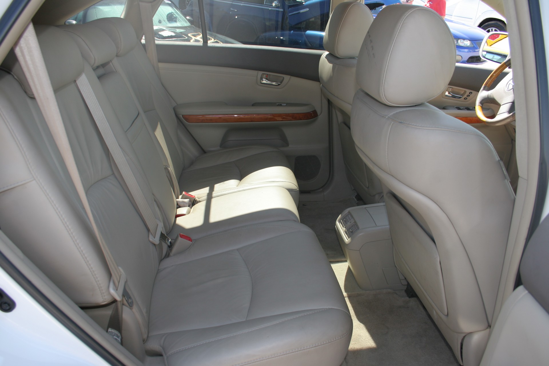 9th Image of a 2008 LEXUS RX350 SUV