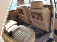 Image 5 of 8 of a 1988 ROLLSROYCE SILVER SPUR