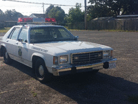 Image 3 of 12 of a 1982 FORD LTDS