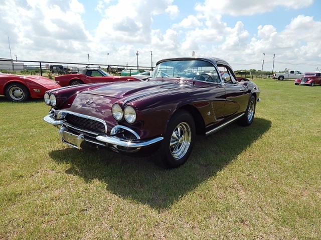 1st Image of a 1962 CHEVROLET CORVETTE