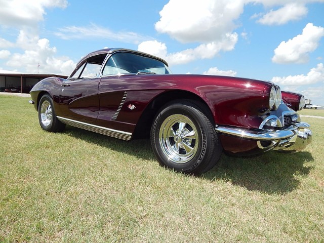 4th Image of a 1962 CHEVROLET CORVETTE