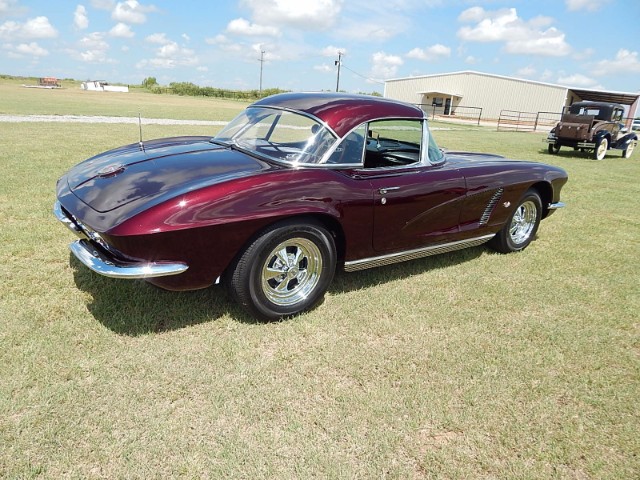 5th Image of a 1962 CHEVROLET CORVETTE