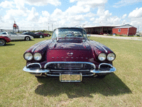 Image 3 of 15 of a 1962 CHEVROLET CORVETTE