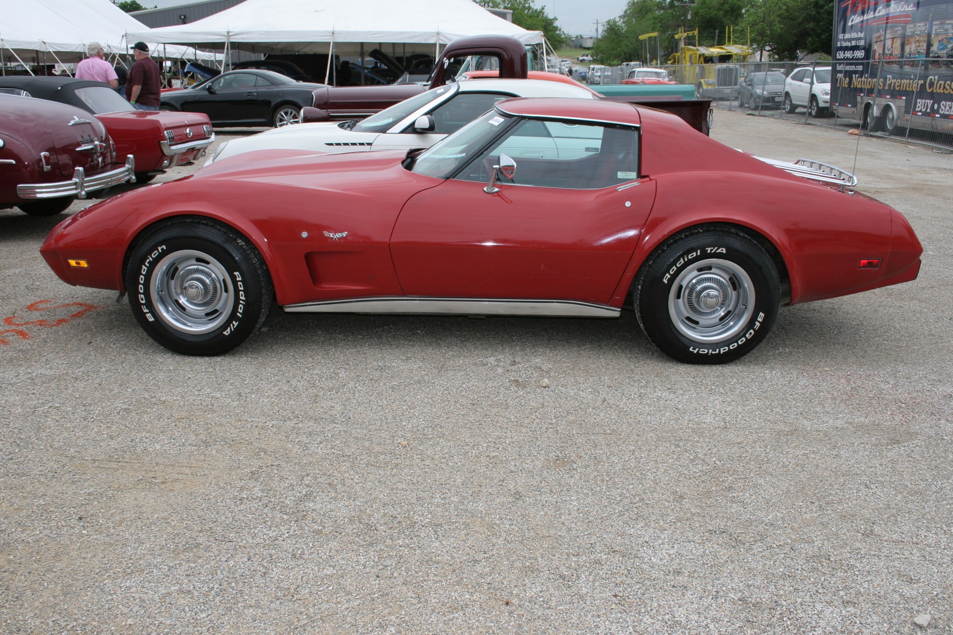 3rd Image of a 1977 CHEVROLET CORVETTE