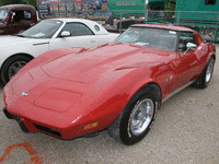 Image 2 of 9 of a 1977 CHEVROLET CORVETTE