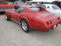 Image 3 of 9 of a 1977 CHEVROLET CORVETTE