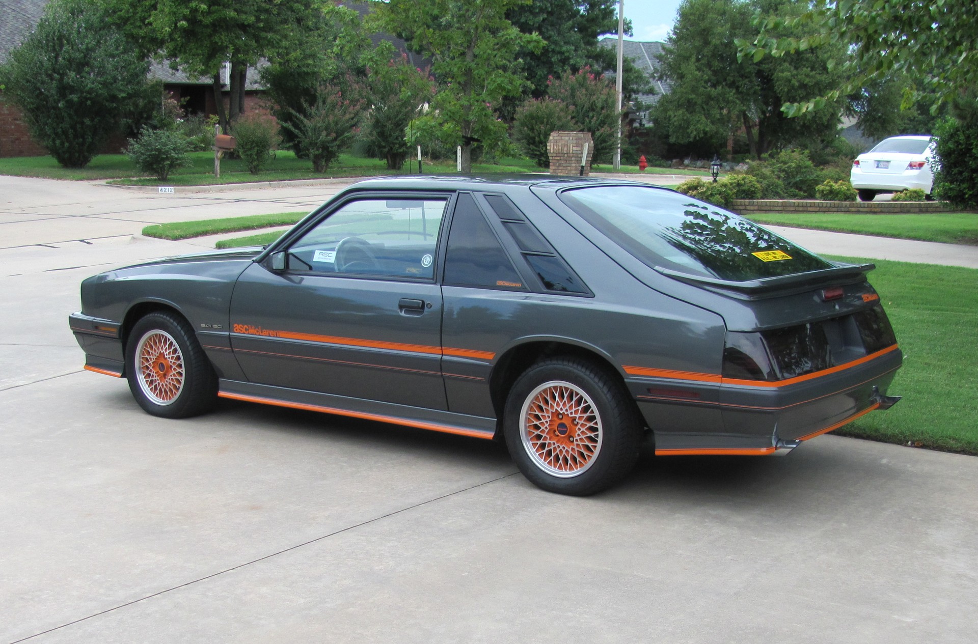 2nd Image of a 1986 MERCURY CAPRI MCLAREN ASC