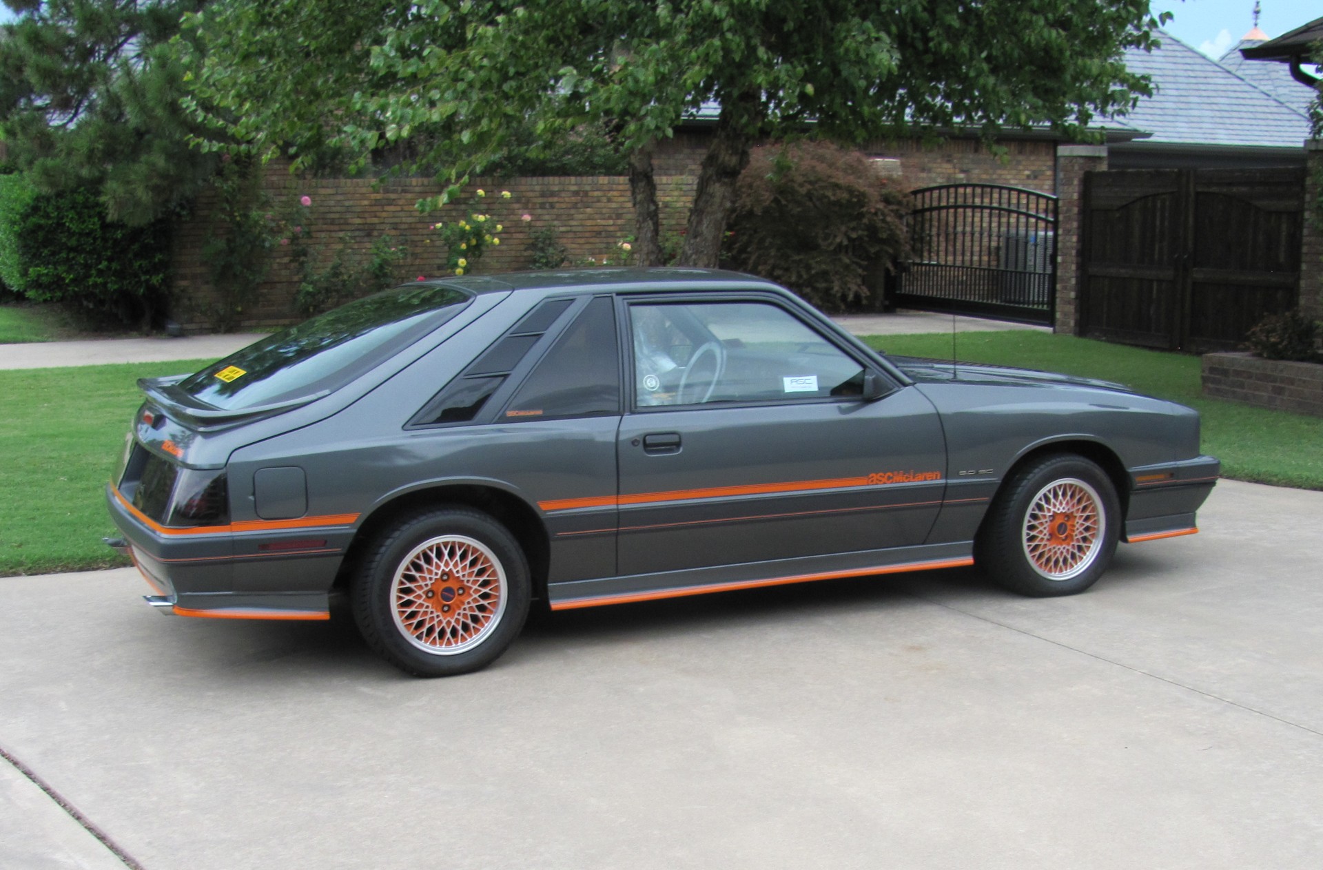 3rd Image of a 1986 MERCURY CAPRI MCLAREN ASC