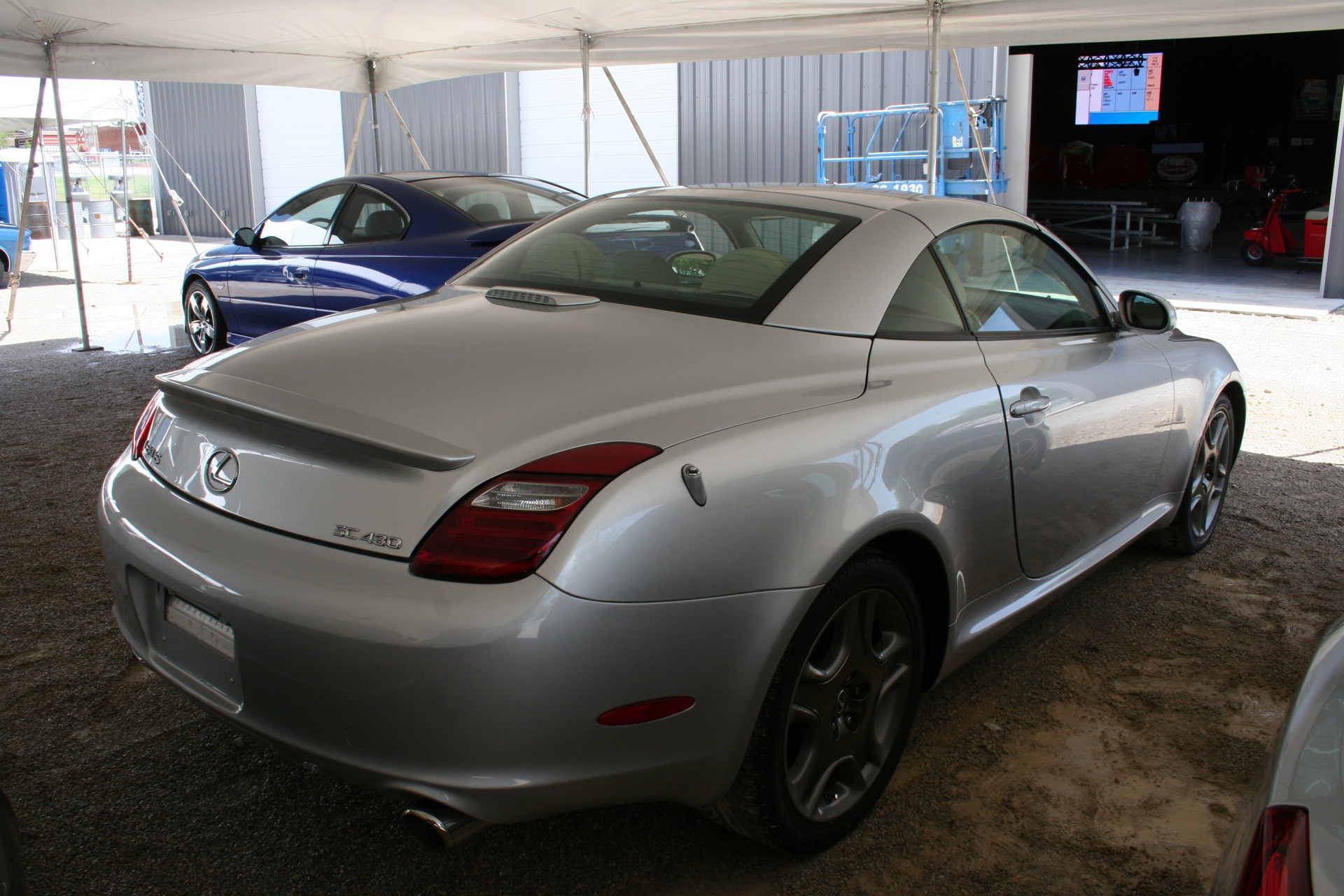 7th Image of a 2006 LEXUS SC 430